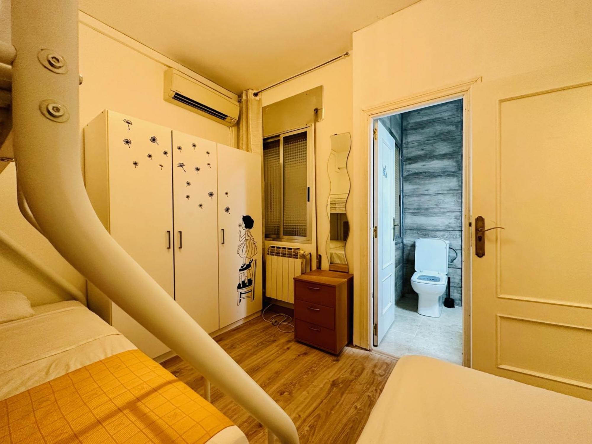 Punta Me Rooms In Madrid Downtown Екстериор снимка