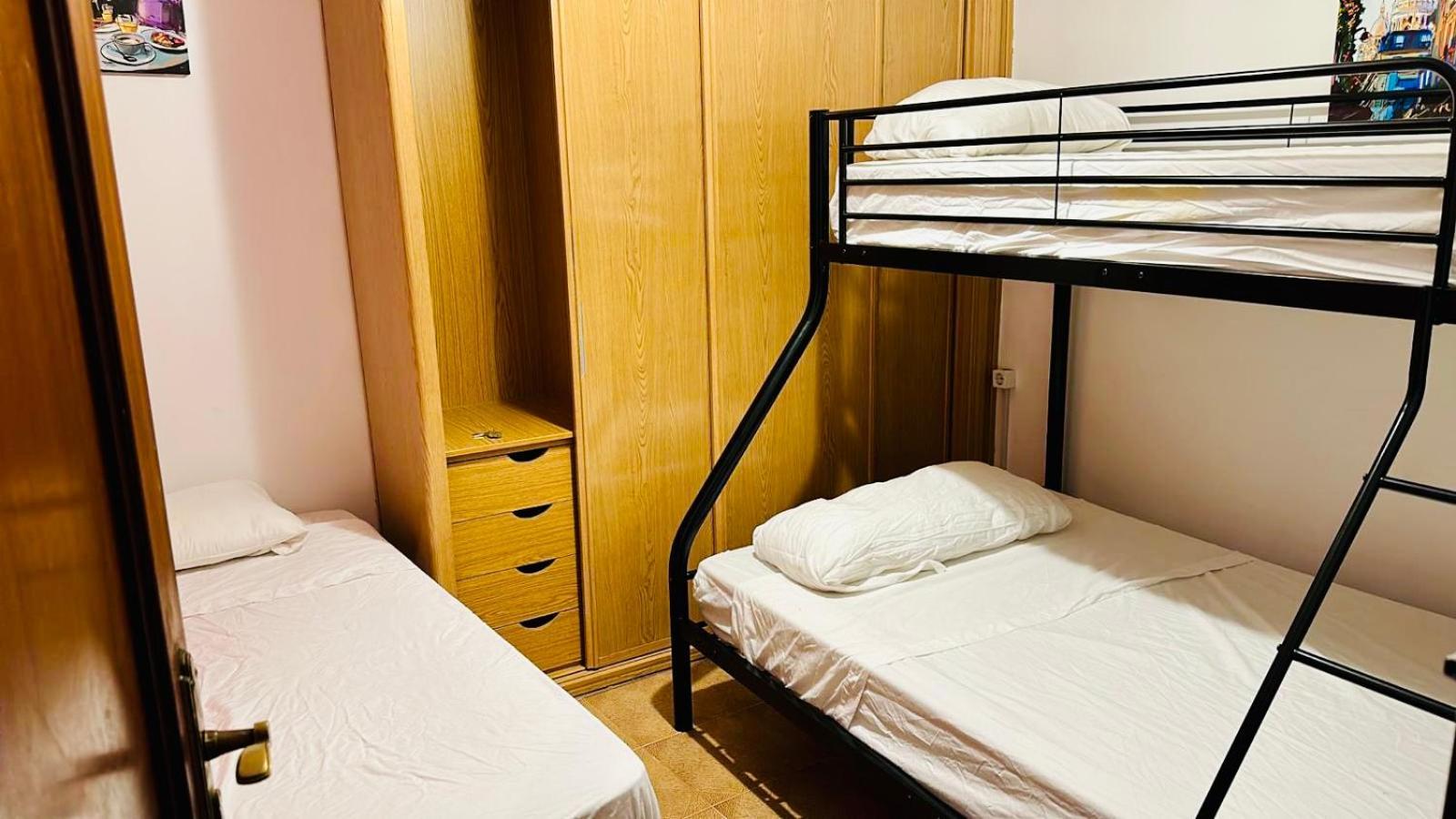 Punta Me Rooms In Madrid Downtown Екстериор снимка