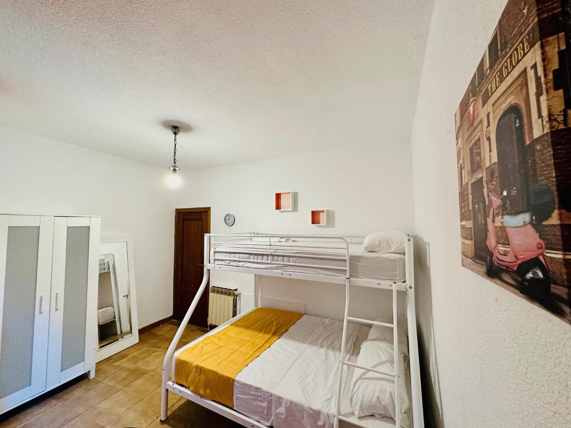 Punta Me Rooms In Madrid Downtown Екстериор снимка